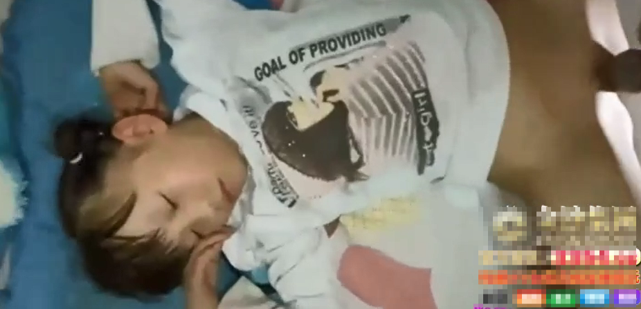 惊现禽兽父亲调教亲手女儿事件！毁三观，抓禽兽！